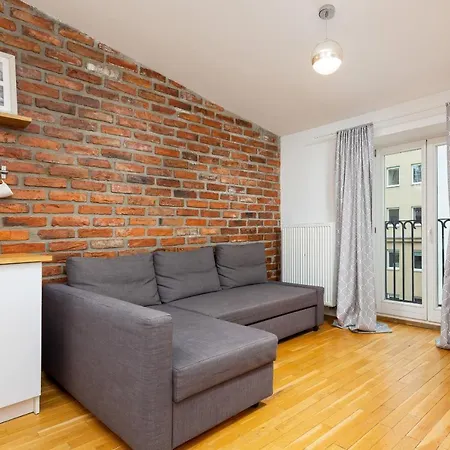 Centre Poznanska With Air-conditioning By Renters Apartment *