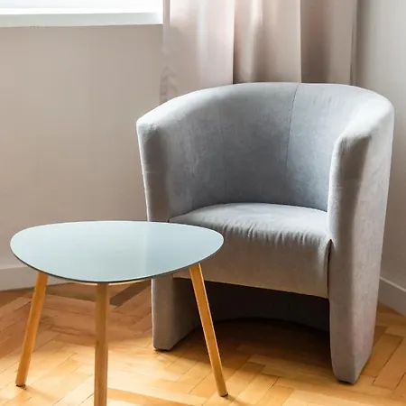 Lägenhet Plac Zbawiciela 3-bedroom *