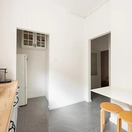 Lägenhet Plac Zbawiciela 3-bedroom Warszawa