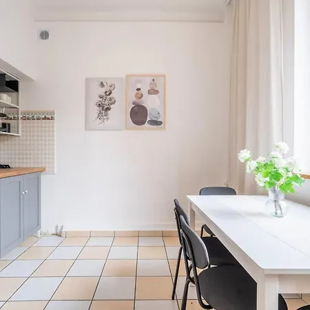 Aleje Jerozolimskie 42 - Parking Free - Better Appartamento