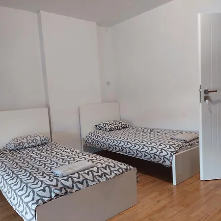 Centrum Lwowska Guest house *