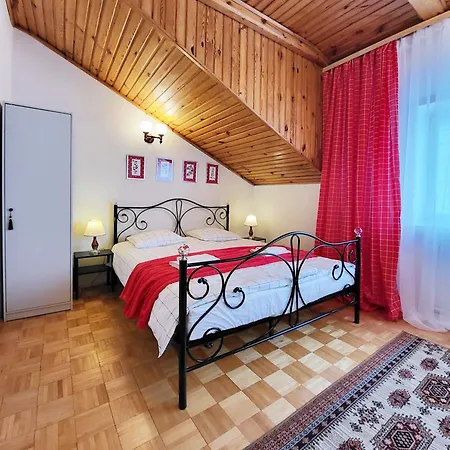 Husarska 60 B&B 바르샤바