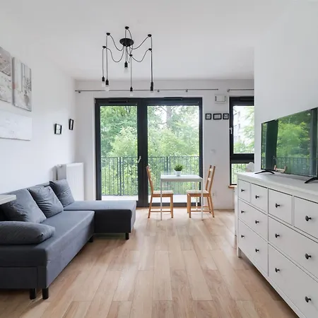 - Aparts Konstruktorska Apartment