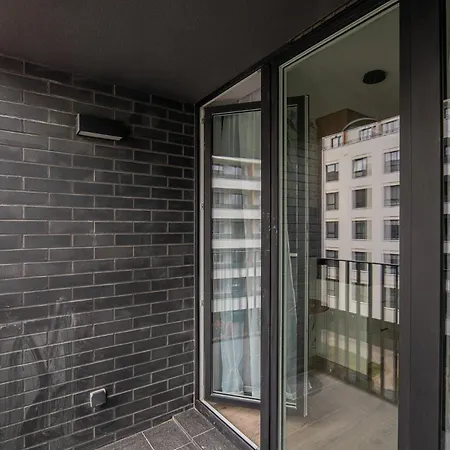 Lägenhet Ministudios Ursus