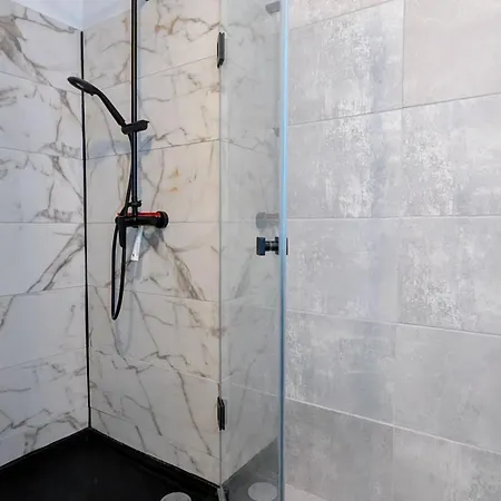 Center Sienna 72a Апартаменты