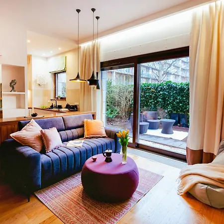 Apartment Hoza - W Centrum, Free Parking, Ogrodek - Better