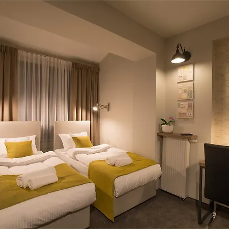 Marcopolo House Oda ve Kahvaltı Varşova