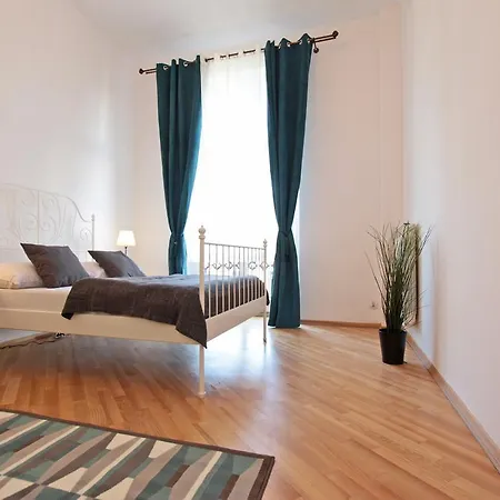 Warsaw City Apartments * Varsó