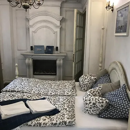 Apartament Karmelicka 2 Warszawa Warsaw