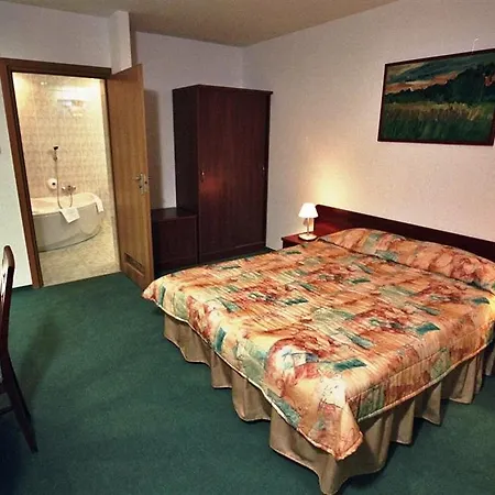 Sangate Airport Hotel Warsaw
