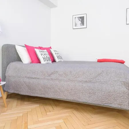 Bright And Modern In The Heart Of The Old And New Town Apartment Warsaw