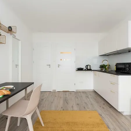 Superapart Belwederska A Ministudio, Balcony, Kitchen, Pet-friendly, Tv & Wifi Apartament