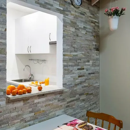 - Aparts Konstruktorska Apartment