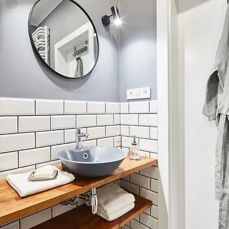 Apartment Browary Warszawskie - Krochmalna 58 By Renters Warsaw