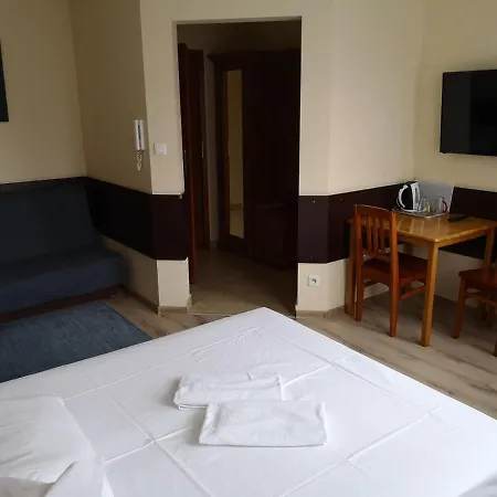 Hotel Duka 2*