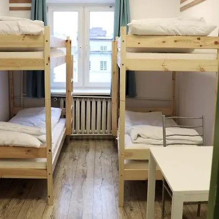 Sanera Hostel *