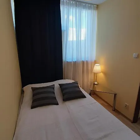 Lägenhet W Samym Centrum Na Grzybowskiej Warszawa