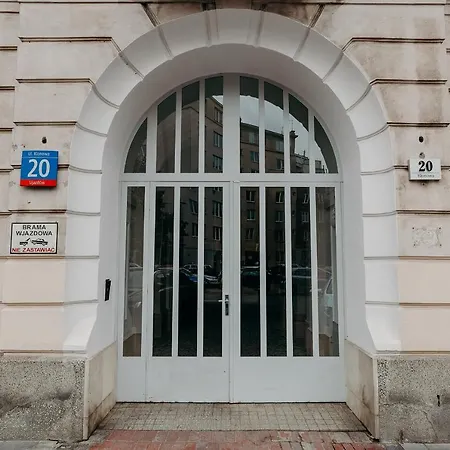 Shortstaypoland Klonowa * Warszawa