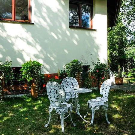 37b Guest house