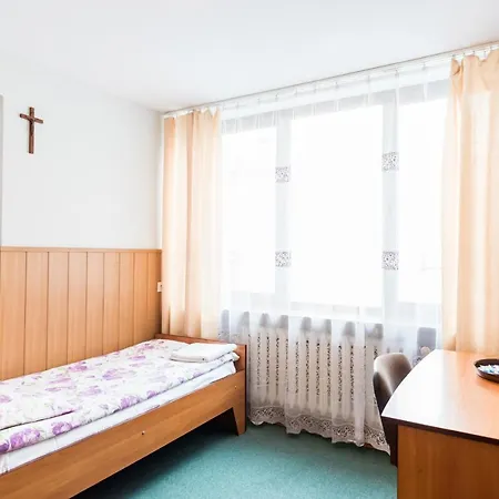Dobre Miejsce Dom Rekolekcyjny 2* Warszawa