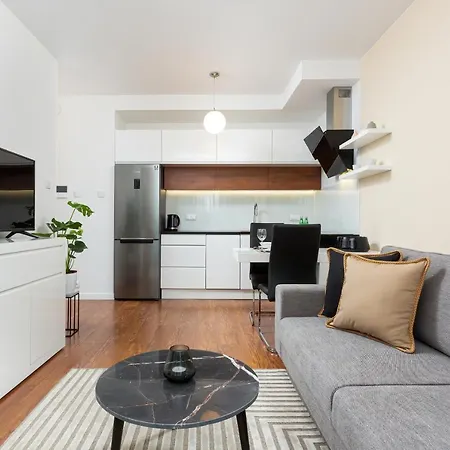 아파트 Royal Center Mennica By Renters 바르샤바