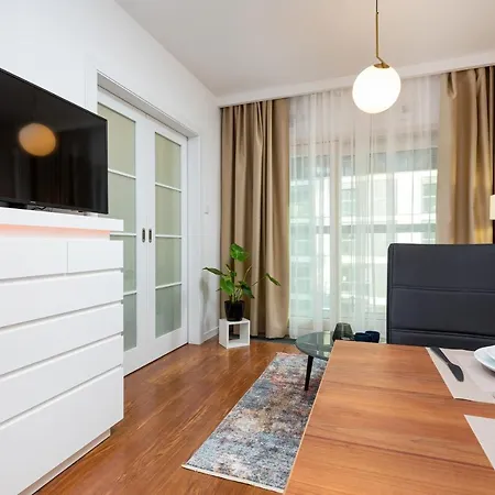 Royal Center Mennica By Renters 아파트 바르샤바