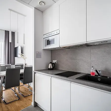 Apartament Kasprzaka Street *