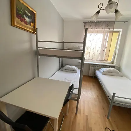 Modlinska267 Hostel *