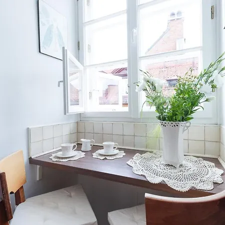 Royal Castle Square Old Town Apartment