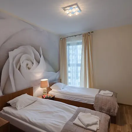 Hotel apartamentowy City Aparthotel Wola Warszawa