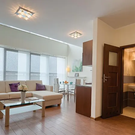 City Aparthotel Wola 3* Warszawa