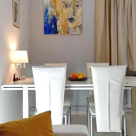 Apartamento Metro Wilson Varsóvia