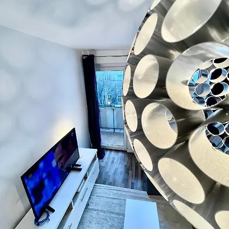 Appartement Decor 2 Metro Fast Wifi 55'tv Netflix Hbo Cozy Warschau
