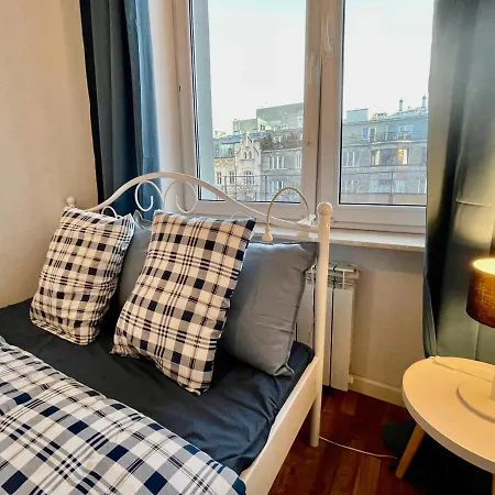 Appartement Decor 2 Metro Fast Wifi 55'tv Netflix Hbo Cozy Warschau