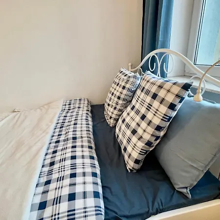 Appartement Decor 2 Metro Fast Wifi 55'tv Netflix Hbo Cozy Warschau