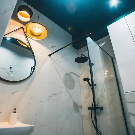Apartment Yourapart Starowka Z Jacuzzi Warsaw