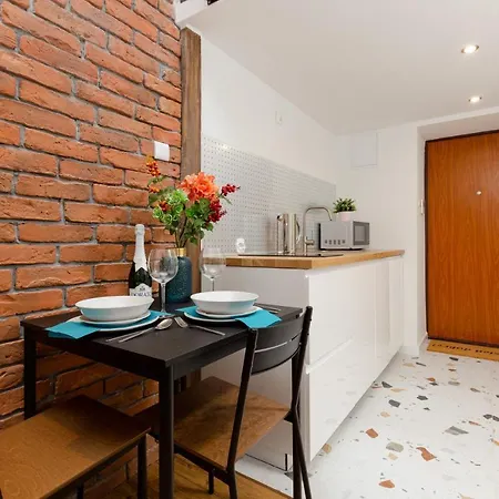 Apartment Mezzanine Lwowska Srodmiescie By Renters