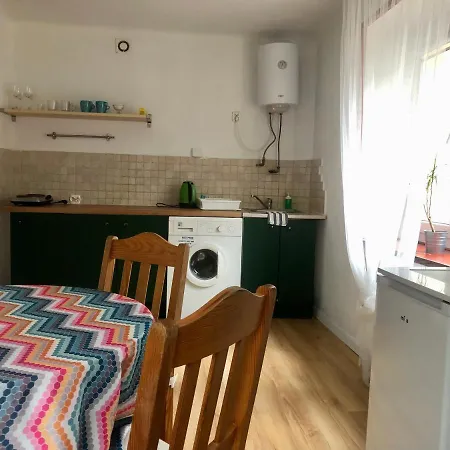 Prudentia Anin Economy Apartament