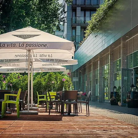 Апартаменты Two Triton Park Варшава