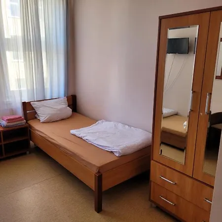 Dom Opieki Nestor Hotel *