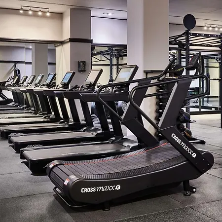 Radisson Collection Hotel, Hotel Varsavia