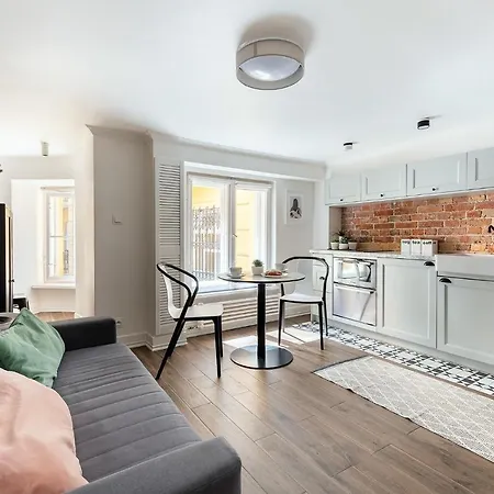 Apartament Good - Krakowskie Przedmieście 19 *