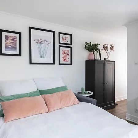 Apartament Good - Krakowskie Przedmieście 19 *