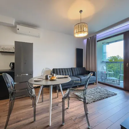 Apartamento Wola Luxury Varsovia