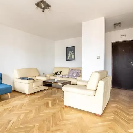 Golden Apartments - City Center - Twar44 Апартаменты *