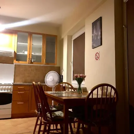 Appartement Zwykle Mieszkanie Na Wilenska, Trzy Przystanki Do Starego Miasta,dwa Przystanki Do Szpitala Praskiego Varsovie