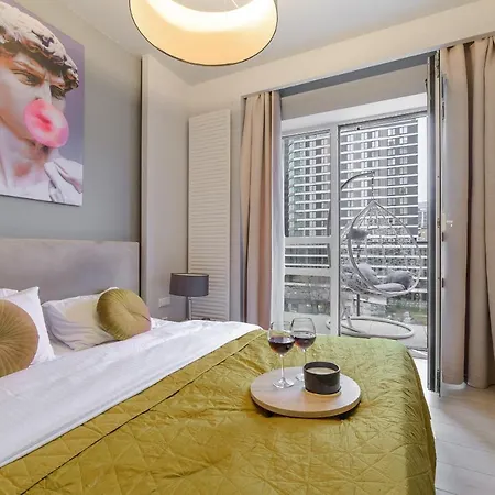 Luxury In Platinum Tower * Varşova