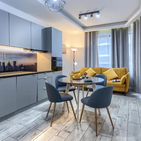 Wola Luxury Apartamento *