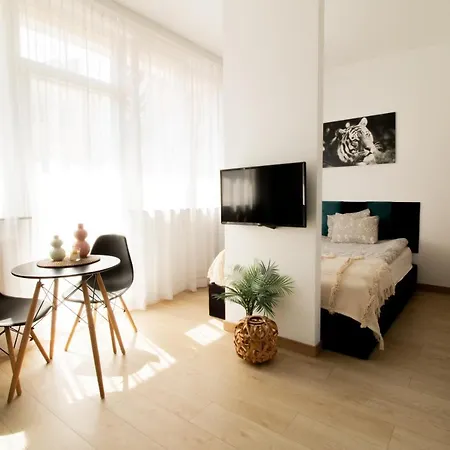 Διαμέρισμα Piotrapartments - Wilcza Luxury In Centre *