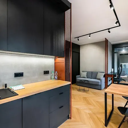 Browary Warszawskie Industrial Studio Apartment *